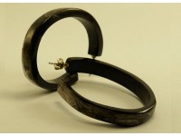 Серьги из рога
