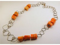 Ожерелье серебряное с кораллом