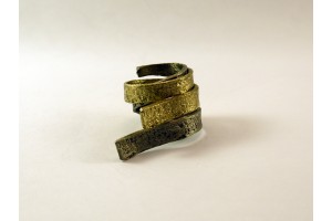 Кольцо из бронзы из трех частей