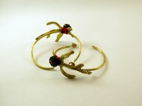 Серьги круглые веточки с агатом из бронза