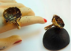 Кольцо из бронзы с хлопковой проволокой